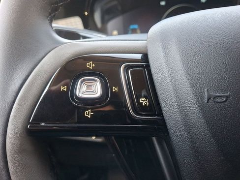 Certified 2023 Lincoln Corsair AWD image 23