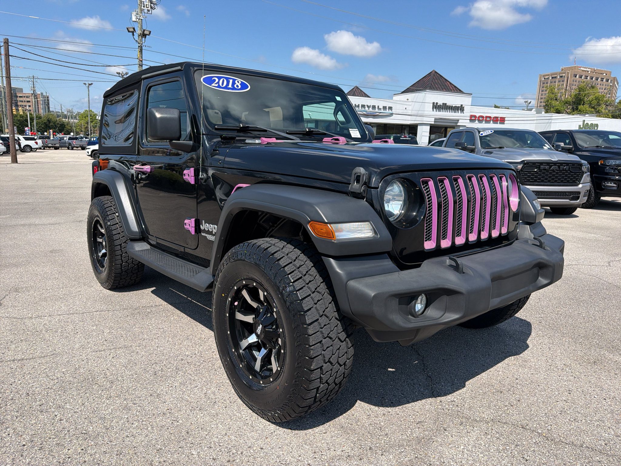 Used 2018 Jeep Wrangler Sport AWD/4WD image 4