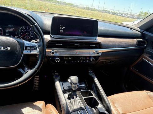 Used 2022 Kia Telluride SX w/ SX Prestige Package image 22