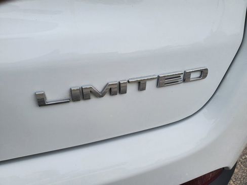 Used 2022 Jeep Compass Limited AWD/4WD image 30