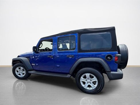 Used 2018 Jeep Wrangler Unlimited Sport S AWD/4WD image 7