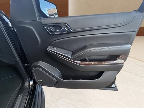 Used 2019 GMC Yukon XL SLT image 44