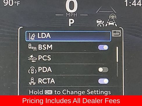 Used 2025 Toyota Tacoma TRD Off-Road AWD/4WD image 25
