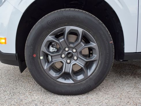 New 2026 Ford Maverick XLT image 25