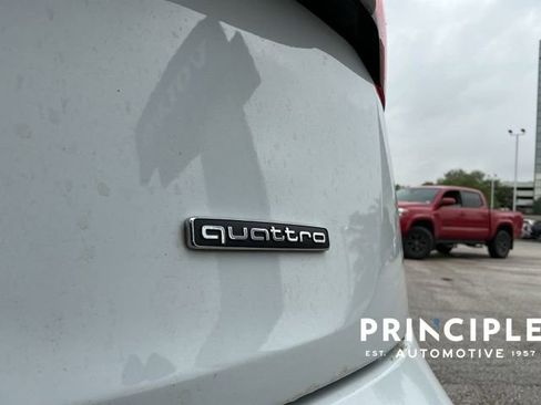 Used 2021 Audi Q5 e Premium w/ Convenience Package AWD/4WD image 11