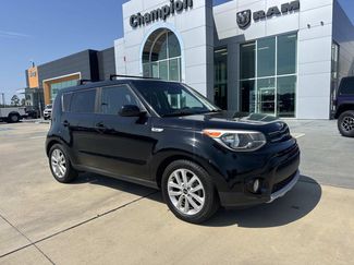 Used 2019 Kia Soul + FWD video 1
