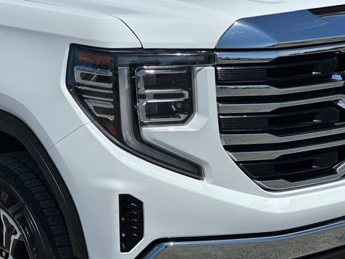 Used 2024 GMC Sierra 1500 SLT image 43