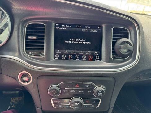 Used 2018 Dodge Charger GT AWD/4WD image 17