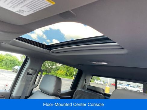 Certified 2023 GMC Sierra 1500 SLT w/ SLT Convenience Package AWD/4WD image 16