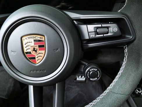 Certified 2026 Porsche 911 GT3 RWD image 12