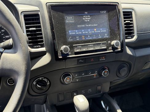 Used 2024 Nissan Frontier SV w/ Technology Package AWD/4WD image 27