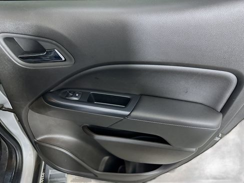 Used 2016 GMC Canyon SLT w/ Driver Alert Package image 28