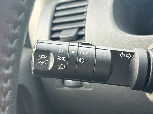 Used 2017 Nissan Frontier SV w/ SV Value Truck Package image 29