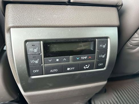 Used 2018 Lexus GX 460 image 12
