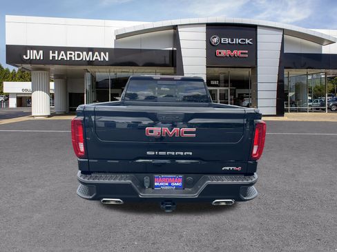 Used 2022 GMC Sierra 1500 AT4 w/ AT4 Preferred Package AWD/4WD image 6