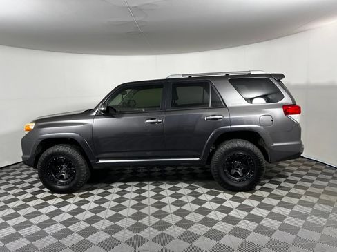 Used 2013 Toyota 4Runner Limited AWD/4WD image 8