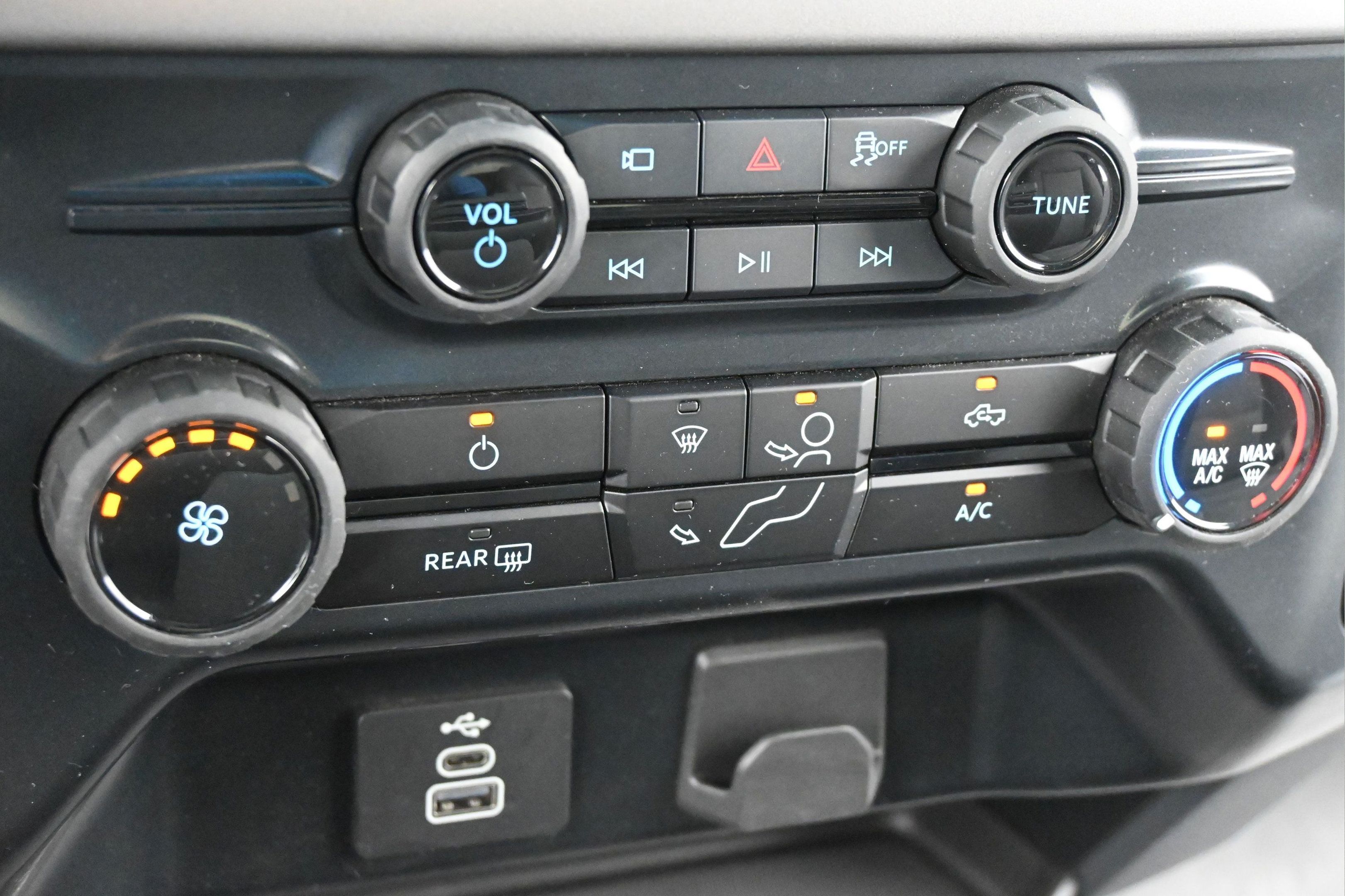 Used 2026 Ford F150 XL w/ Equipment Group 103A High RWD image 19