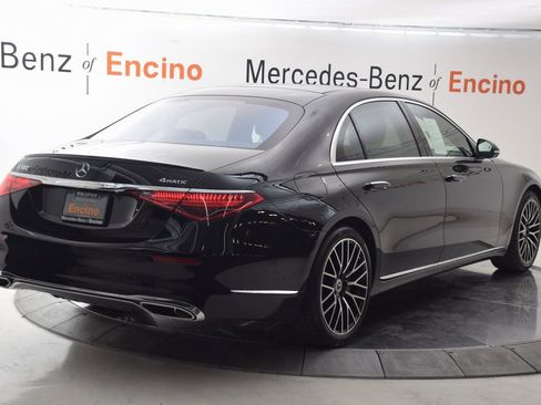 Certified 2025 Mercedes-Benz S 580 4MATIC Sedan image 6