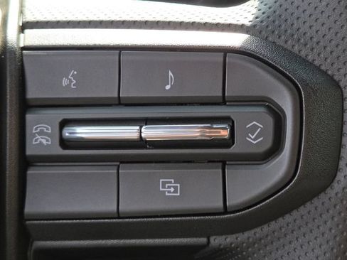 New 2026 Chevrolet Colorado Trail Boss AWD/4WD image 28