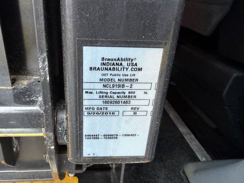 Used 2017 Ford Transit 350 XL image 14