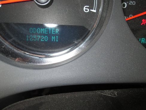 Used 2008 Chevrolet Silverado 1500 LTZ w/ Safety Package RWD image 20