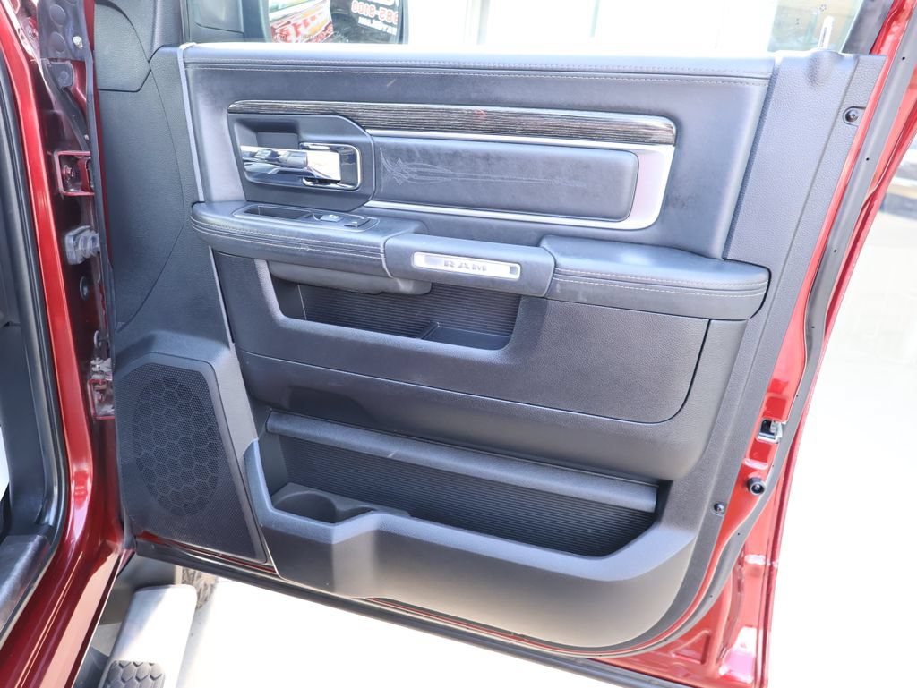 Used 2017 RAM 2500 Limited AWD/4WD image 37