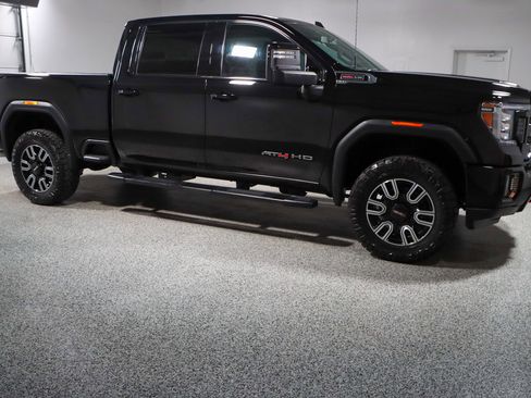 Used 2021 GMC Sierra 2500 AT4 image 6