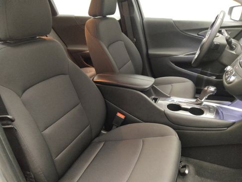 Used 2018 Chevrolet Malibu LT image 21