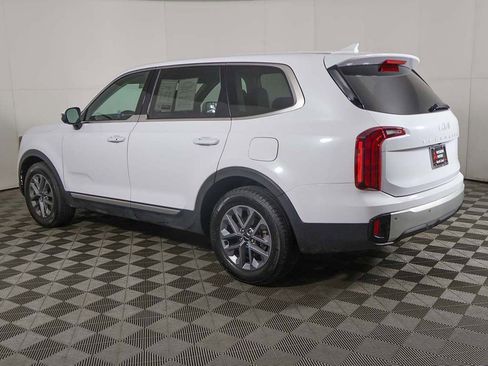 Used 2023 Kia Telluride LX AWD/4WD image 13