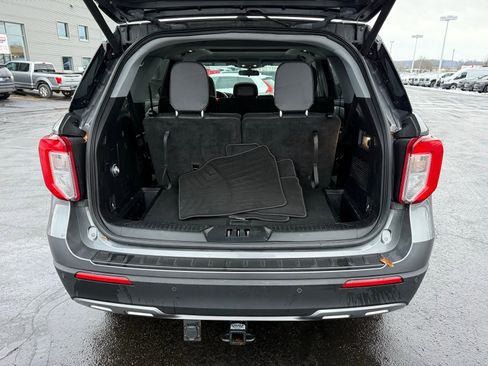 Used 2022 Ford Explorer XLT w/ Equipment Group 202A image 39