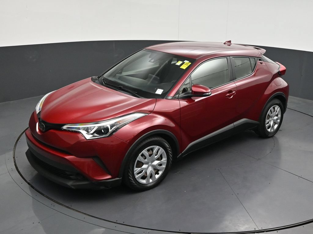 Used 2019 Toyota C-HR LE FWD image 15