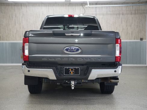 Used 2017 Ford F350 Lariat w/ Chrome Package image 8