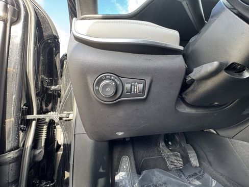 Used 2024 Jeep Compass Limited image 21