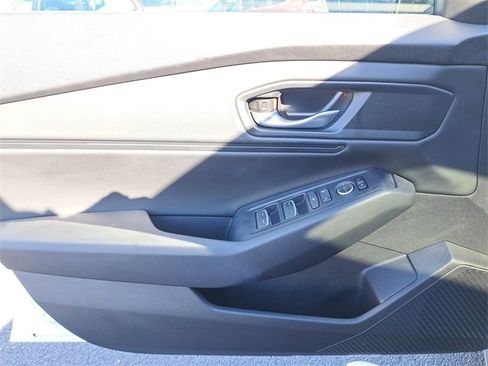 Certified 2024 Honda Accord EX image 22