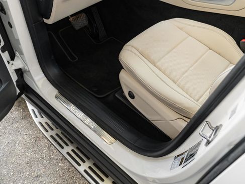 Used 2022 Mercedes-Benz GLE 350 image 30