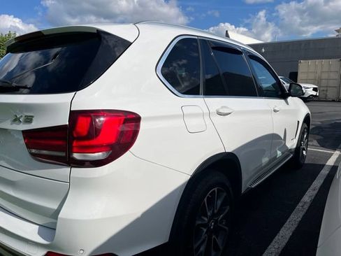 Used 2023 BMW X4 xDrive30i AWD/4WD image 6