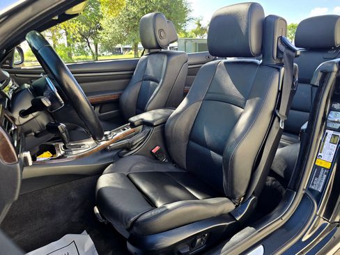 Used 2013 BMW 335i Convertible RWD image 23