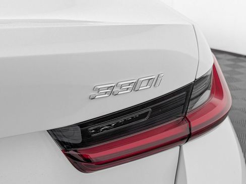 New 2026 BMW 330i xDrive Sedan AWD/4WD image 7