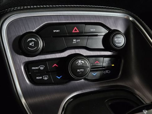 Used 2016 Dodge Challenger SXT w/ Blacktop Package image 14