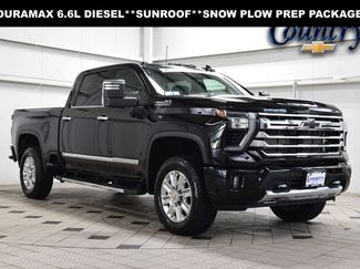 Used 2024 Chevrolet Silverado 2500 High Country w/ Technology Package AWD/4WD video 1