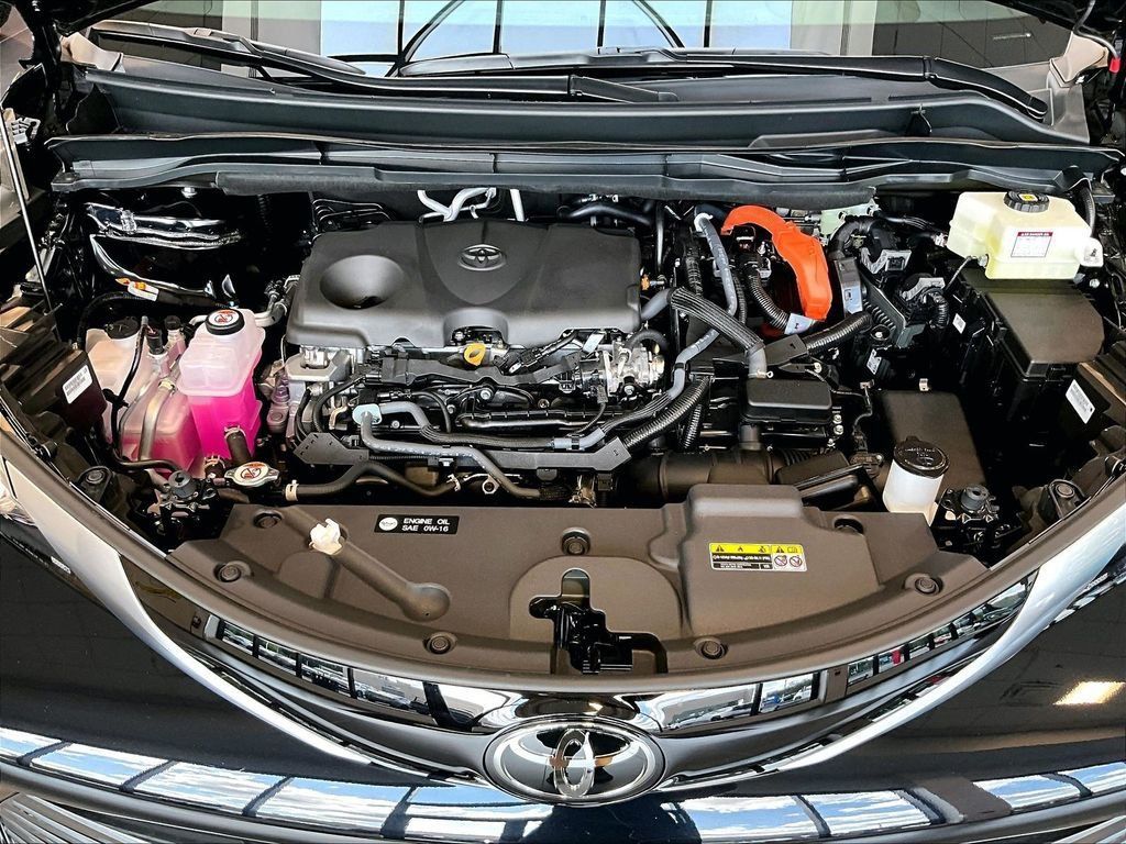 New 2026 Toyota Sienna Platinum AWD/4WD image 16