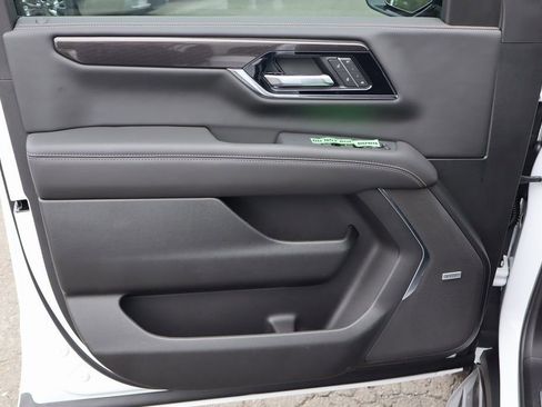 New 2026 GMC Yukon XL Elevation AWD/4WD image 10