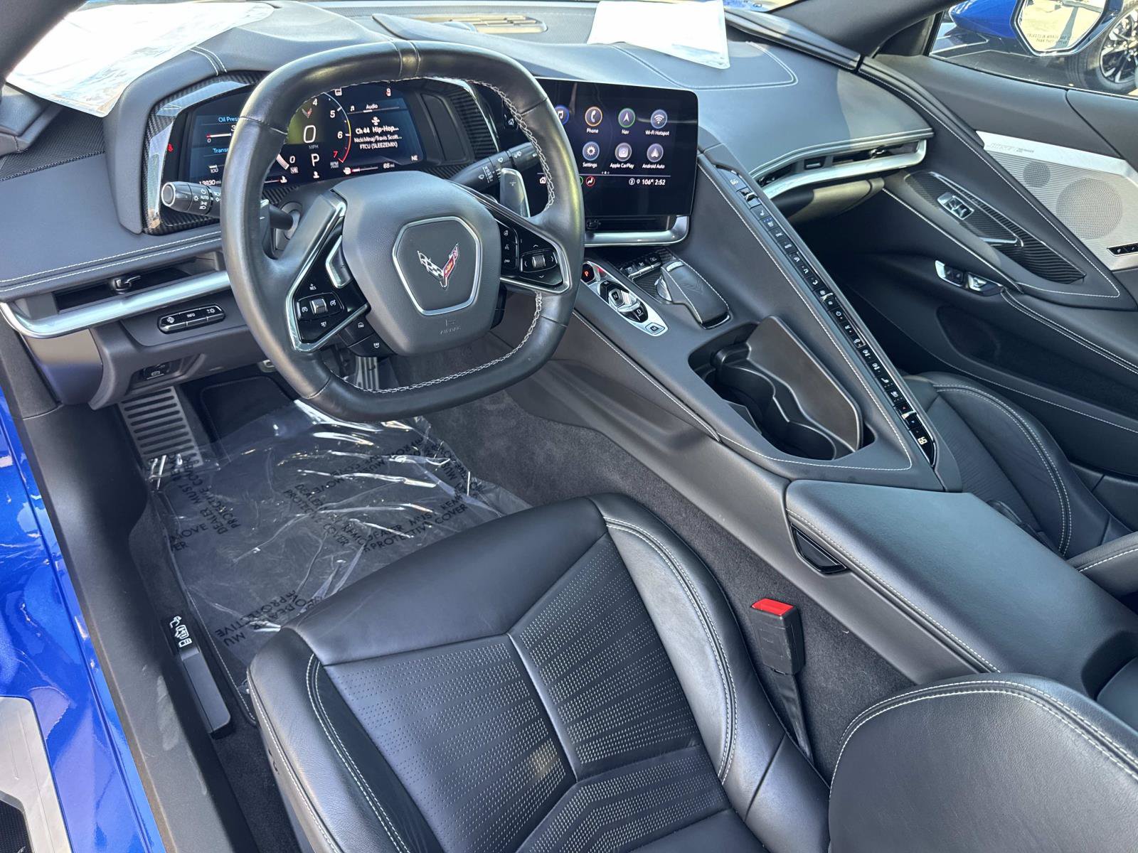 Used 2022 Chevrolet Corvette Stingray Preferred Cpe w/ Z51 Performance Package RWD image 9