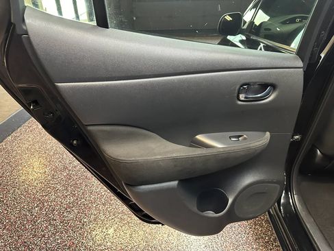 Used 2016 Nissan Leaf S w/ Charger Package FWD image 21