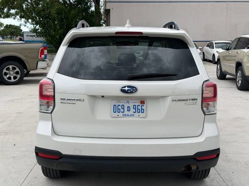 Used 2017 Subaru Forester 2.5i Premium AWD/4WD image 6