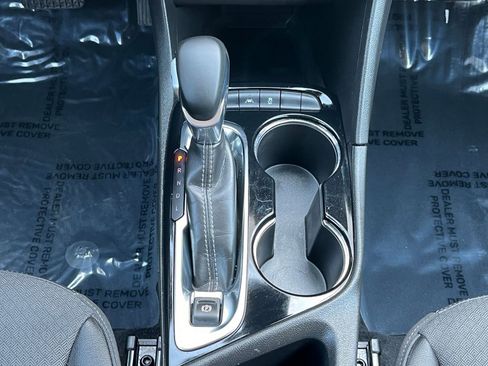 Used 2025 Buick Encore GX Preferred FWD image 39