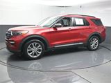 Used 2021 Ford Explorer XLT w/ Equipment Group 202A image 4