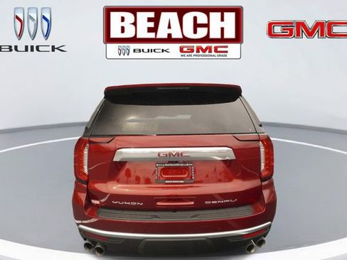 Used 2024 GMC Yukon Denali w/ LPO, Floor Liner Package AWD/4WD image 4