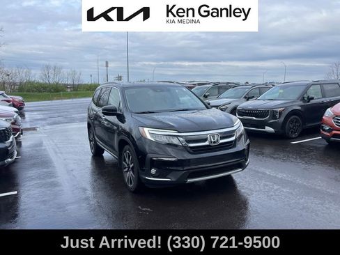 Used 2021 Honda Pilot Touring image 3