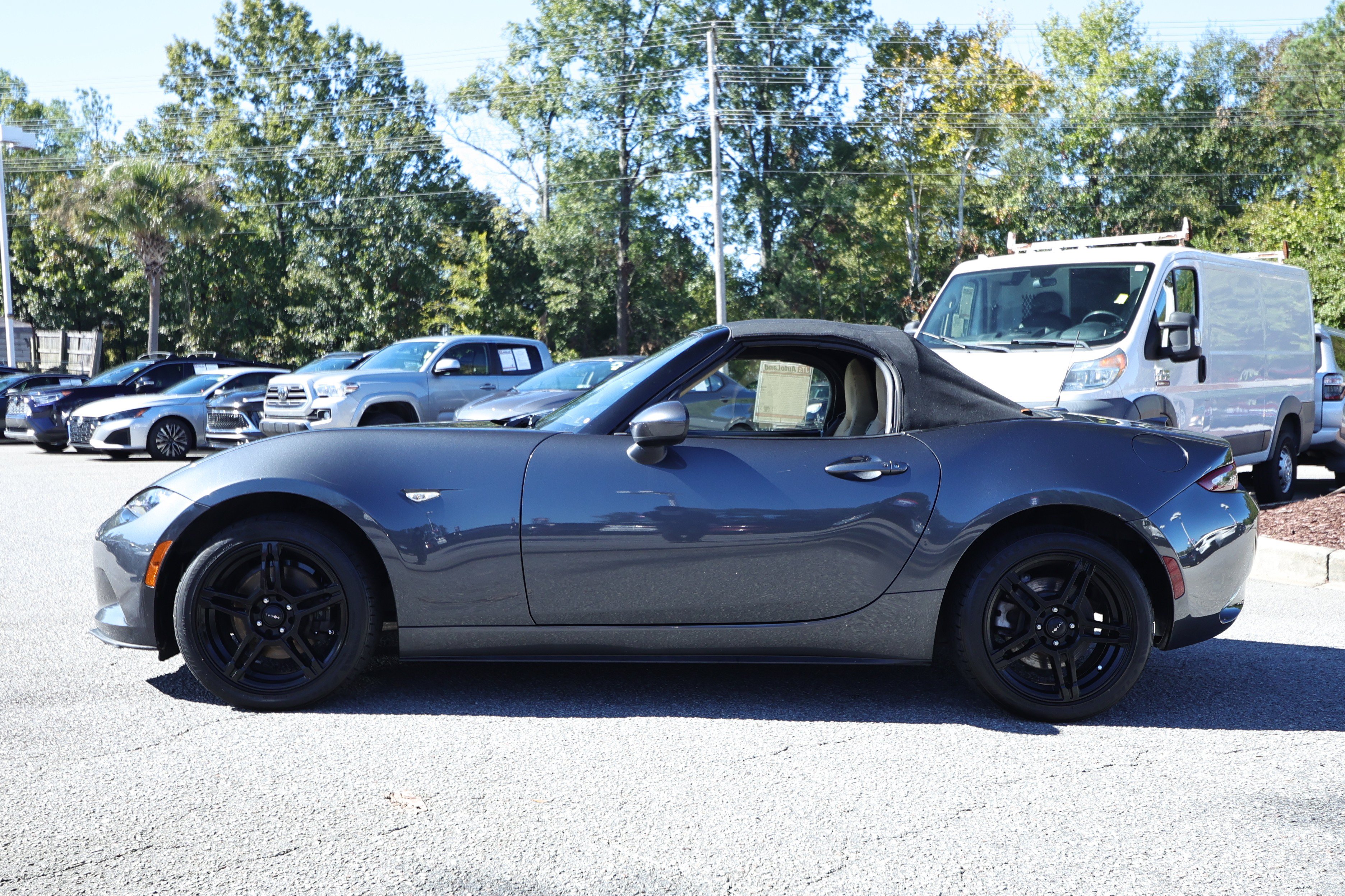 Used 2016 MAZDA MX-5 Miata Grand Touring RWD image 15
